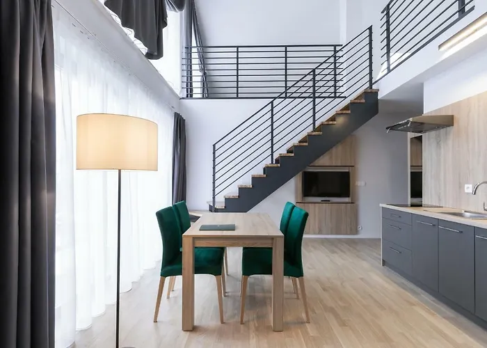 Green Apartments Aparthotel 4*