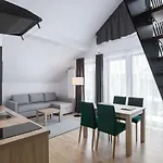 Green Apartments Lägenhetshotell 4*