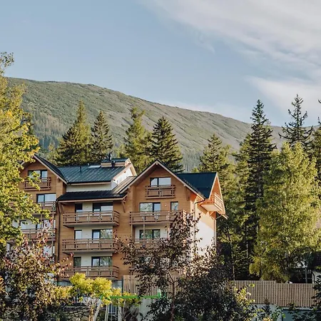 Aparthotel Green Apartments 4*
