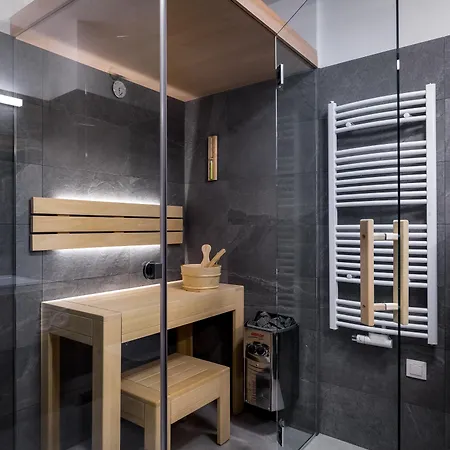 Apartmanhotel Green Apartments 4*